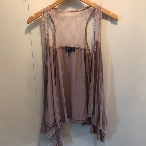 POL Tops - Super cute lace vest